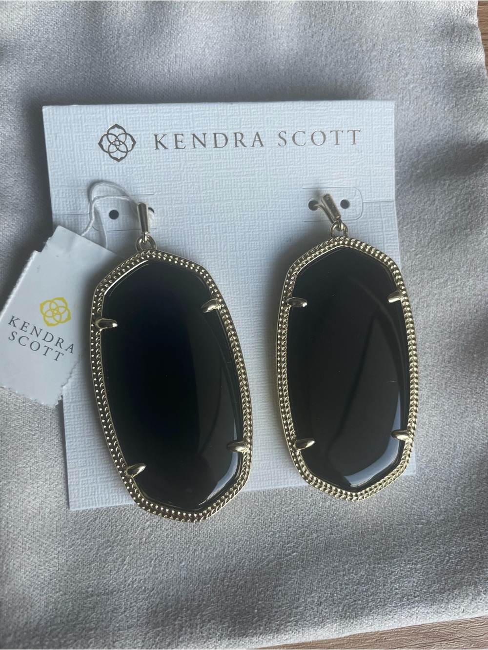 Kendra Scott Black and Gold Elle-Style Drop Earrings